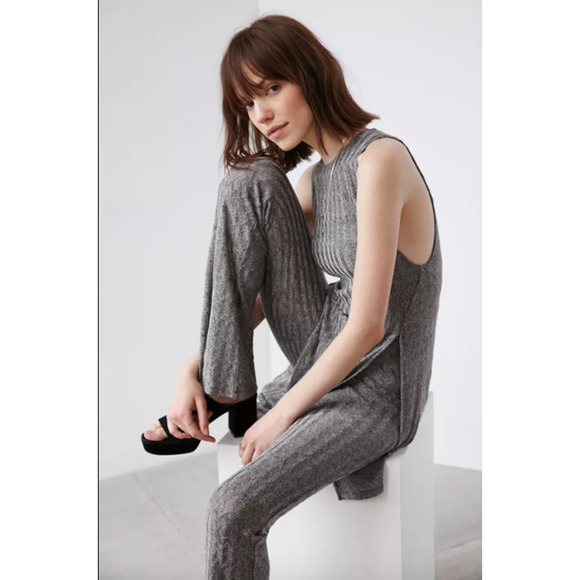 Ecoté Shade Double Layer Flare Jumpsuit - Picture 5 of 10